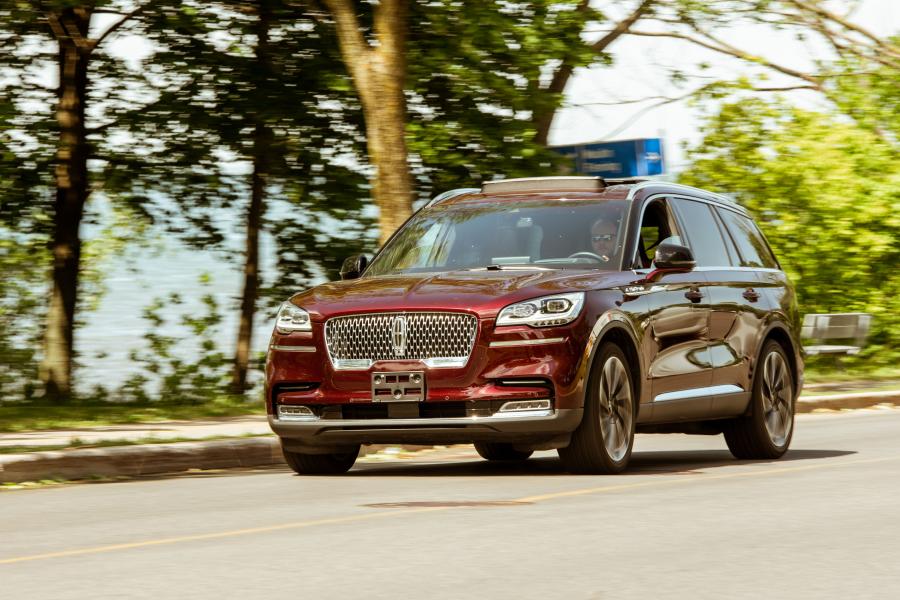  Lincoln Aviator Reserve 2019 года  (NA) (фото 1 из 20)